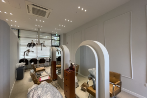 건기넷과 함께하는 미용실 인테리어: 공간 활용으로 실현하는 스타일과 기능!