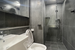 봉담 쌍용스윗닷홈: 화이트와 다크브라운의 완벽한 인테리어 밸런스