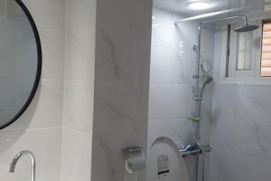 용인 전원마을의 변신: 욕실 리모델링과 계단 공사로 완성하는 아늑한 공간