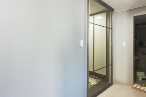 슬라이드 중문으로 완성한 모던 아파트 인테리어: 평촌 더샵 센트럴 시티의 새로운 매력