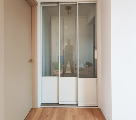 모던한 초슬림 3연동 중문, 하남시 아파트에 딱 맞춘 인테리어 후기