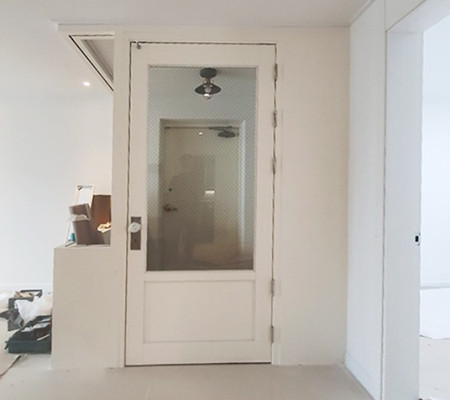 상월곡동의 매력, 여닫이 중문으로 완성하는 모던 현관 디자인