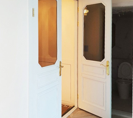 브론즈강화유리와 골드손잡이가 빚어낸 쌍용 스윗닷홈 프렌치도어의 매혹적인 변신