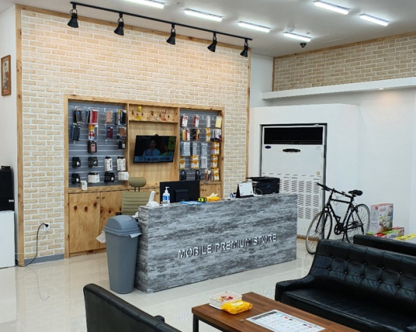 아이보리 톤으로 완성한 감각적인 핸드…