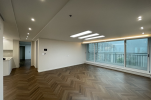 33평 아파트 리모델링: 헤링본 패턴 강마루로 고급스러움 UP!